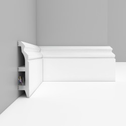 Плинтус напольный DECOMASTER D232-115ДМ (100*22*2400мм) белый матовый